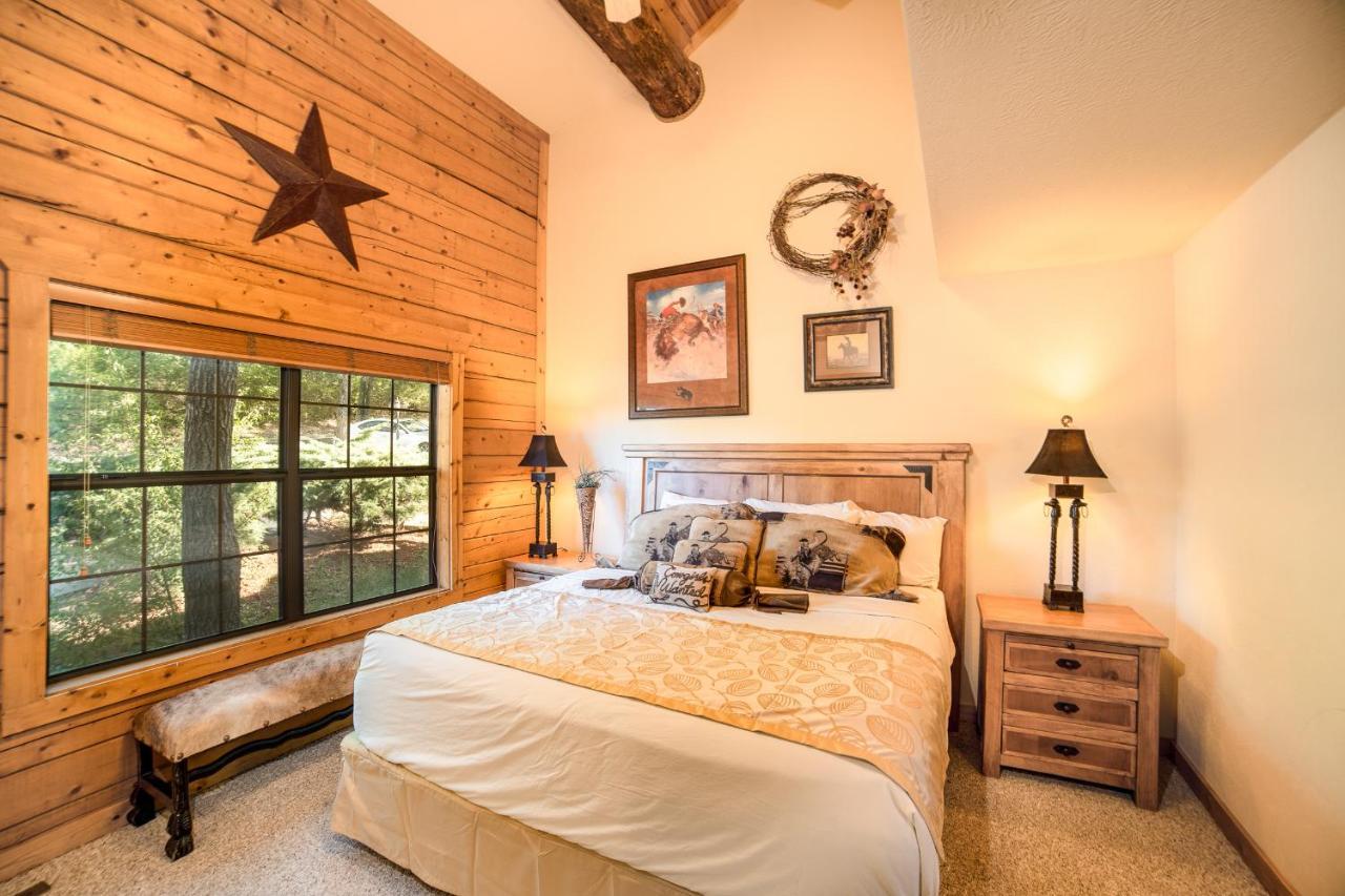 Cabins At Grand Mountain ブランソン エクステリア 写真