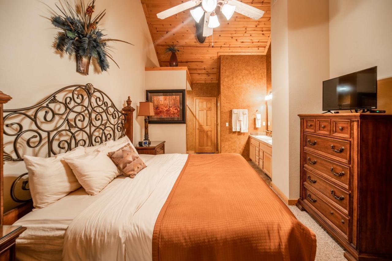 Cabins At Grand Mountain ブランソン エクステリア 写真