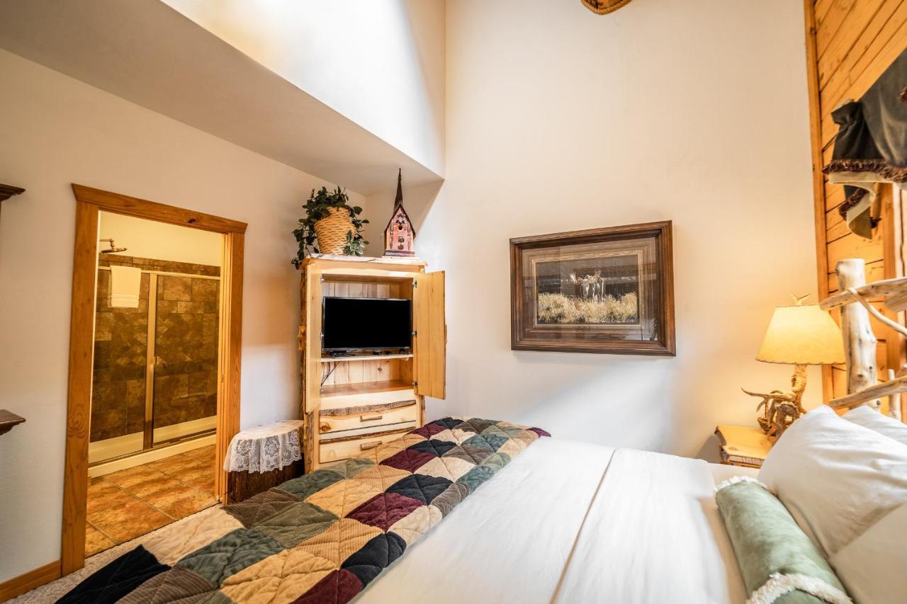 Cabins At Grand Mountain ブランソン エクステリア 写真